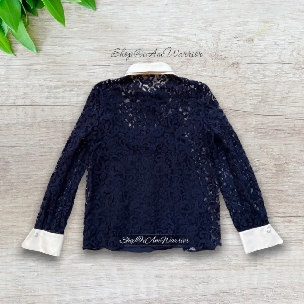Tory Burch NWT navy lace blouse w/ ivory cuffs & collar with removable neck tie